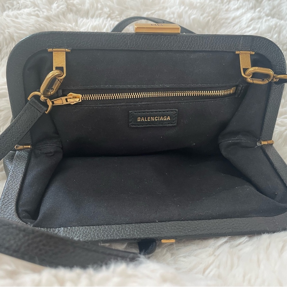 Balenciaga Le City Small Black Pebbled Leather Crossbody — SS21 (T) - Picture 3 of 5